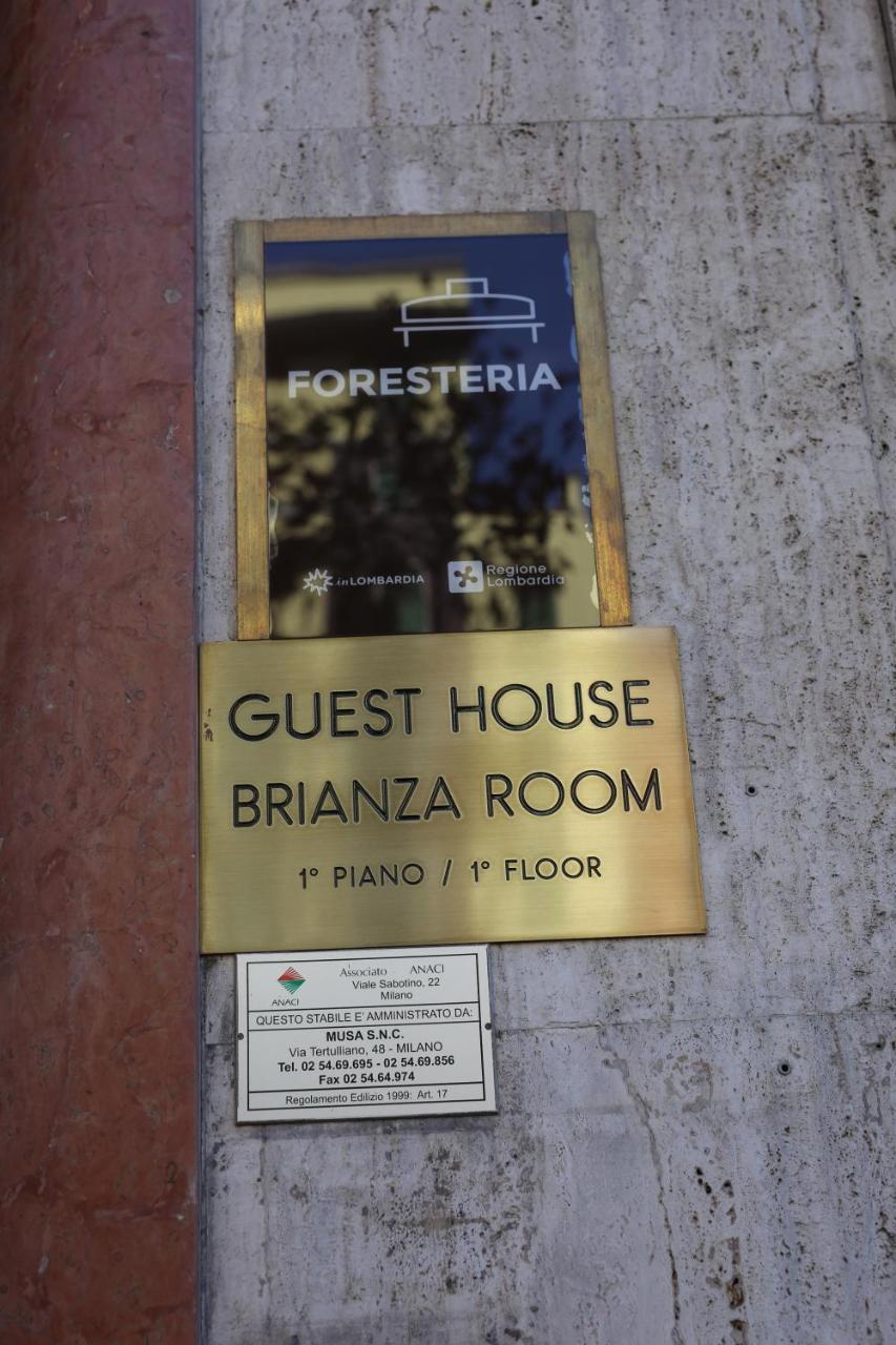Guest House Brianza Room Milan Bagian luar foto